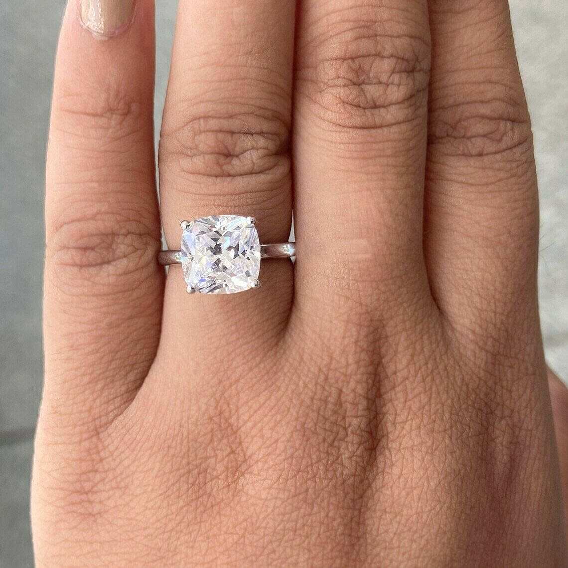 Solitaire White Stone Wedding Ring